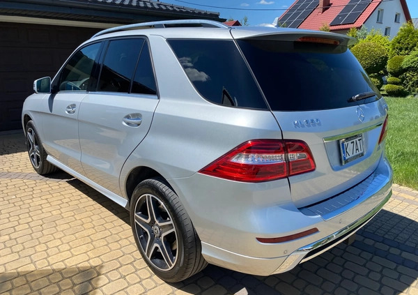 Mercedes-Benz ML cena 118600 przebieg: 126430, rok produkcji 2014 z Tarnów małe 46